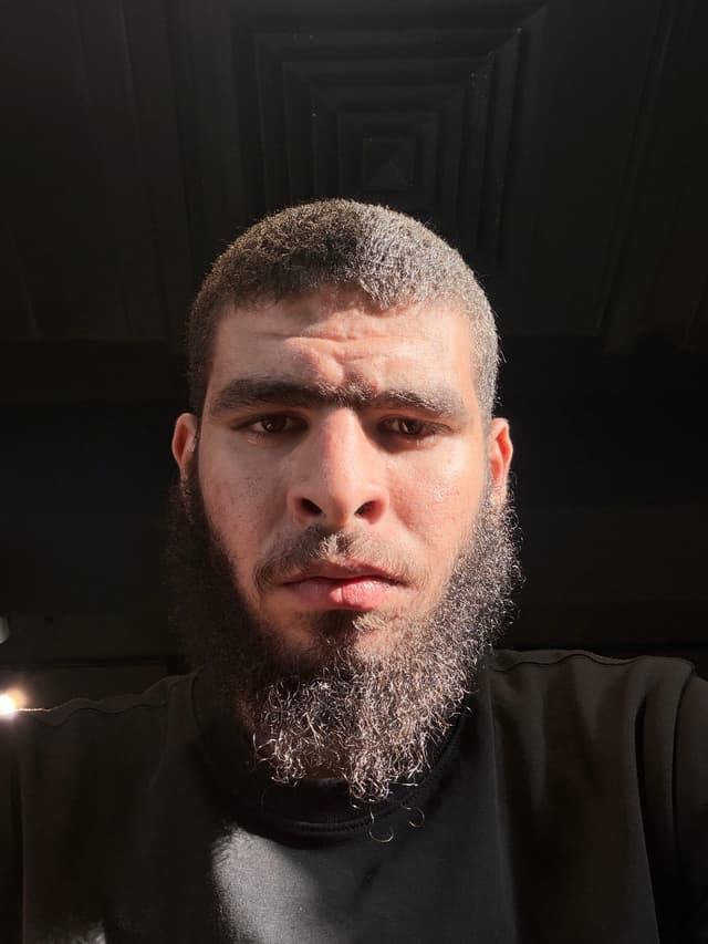 الملف الشخصي