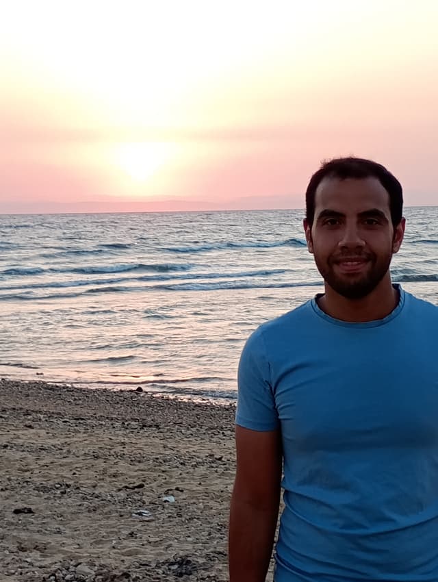 الملف الشخصي