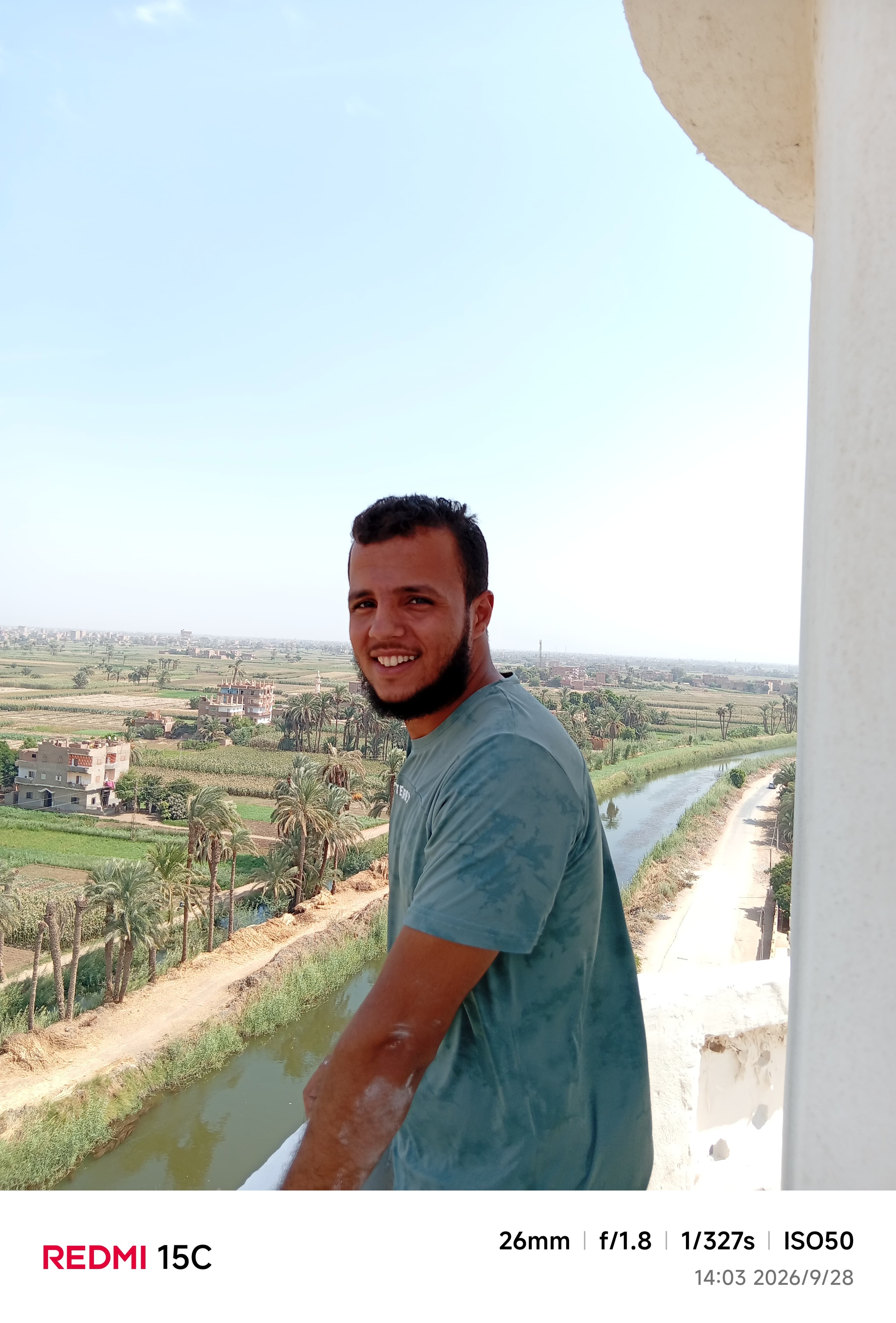 السيد على الزقزيقى